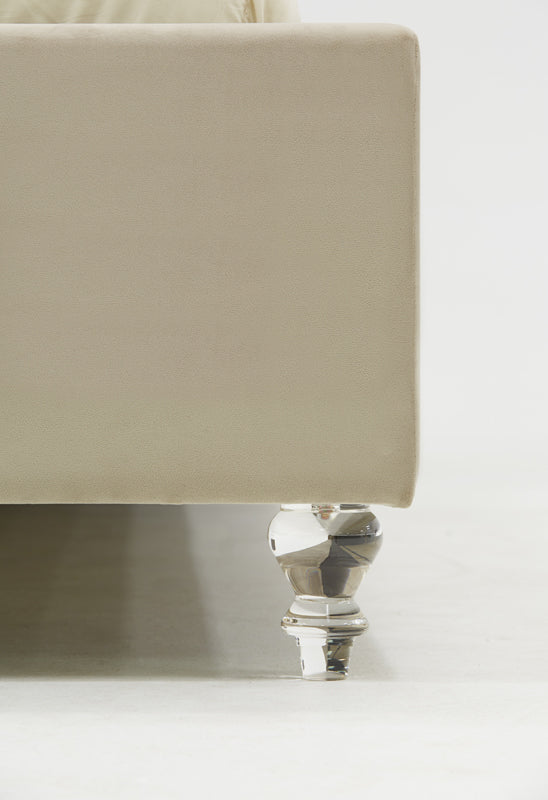 VIG Furniture Modrest Sandra Transitional Light Grey Fabric Bed VGMABR-81-GRY