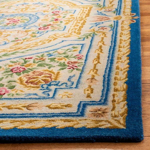 Safavieh Savonnerie SAV118 Hand Tufted Rug