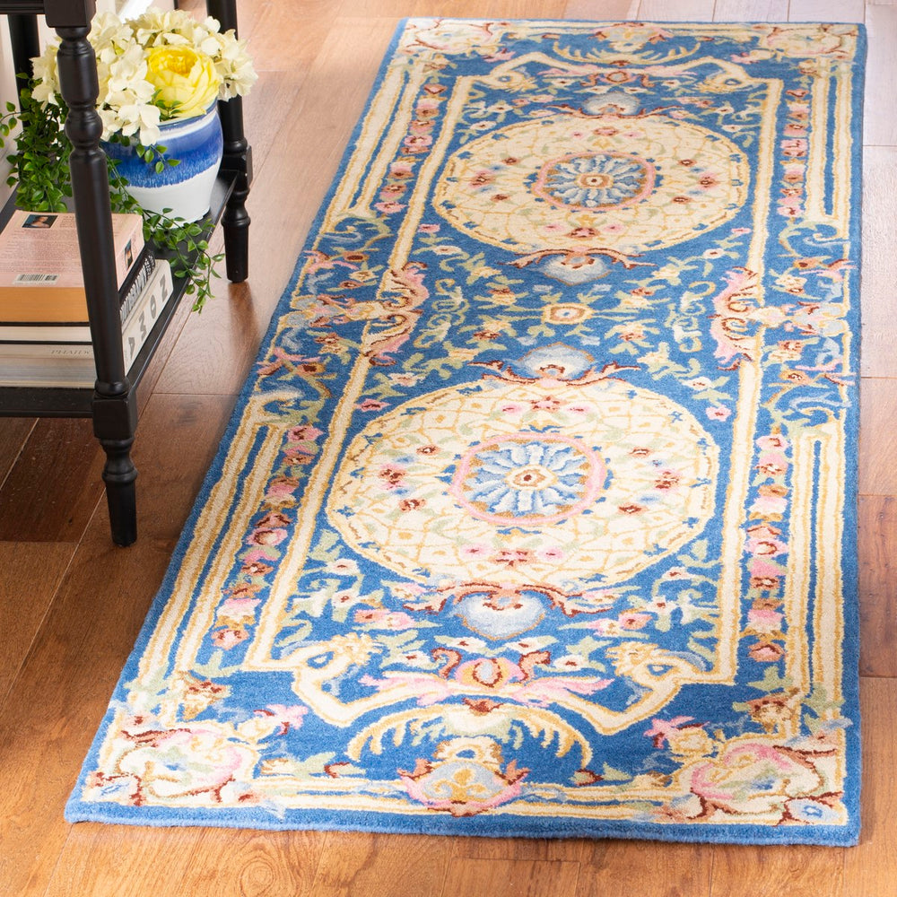 Safavieh Savonnerie SAV120 Hand Tufted Rug
