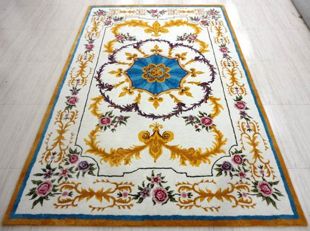 Safavieh Savonnerie SAV609 Hand Tufted Rug