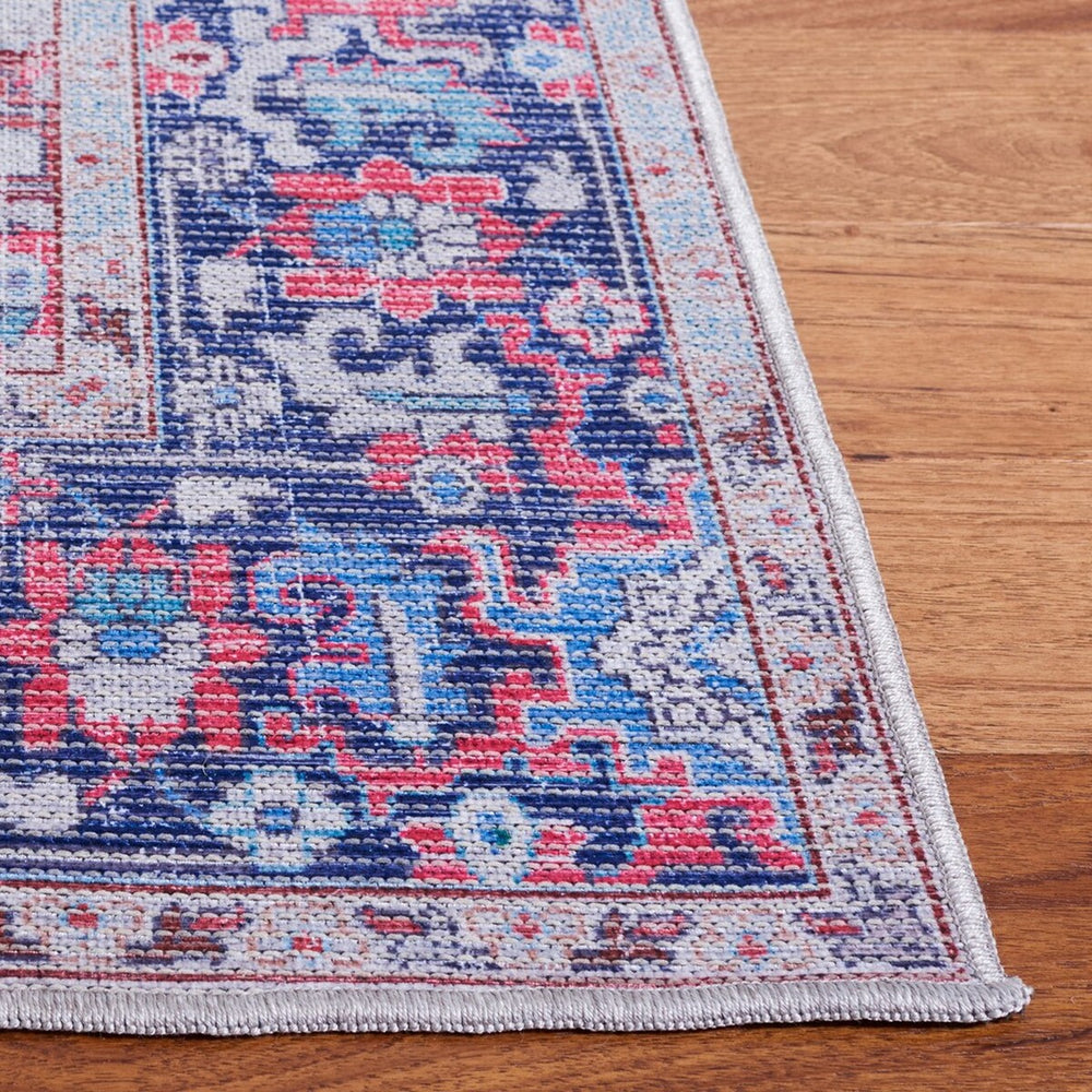 Safavieh Serapi 323 Power Loomed 72% Cotton/38% Polyester Transitional Rug SEP323Q-9
