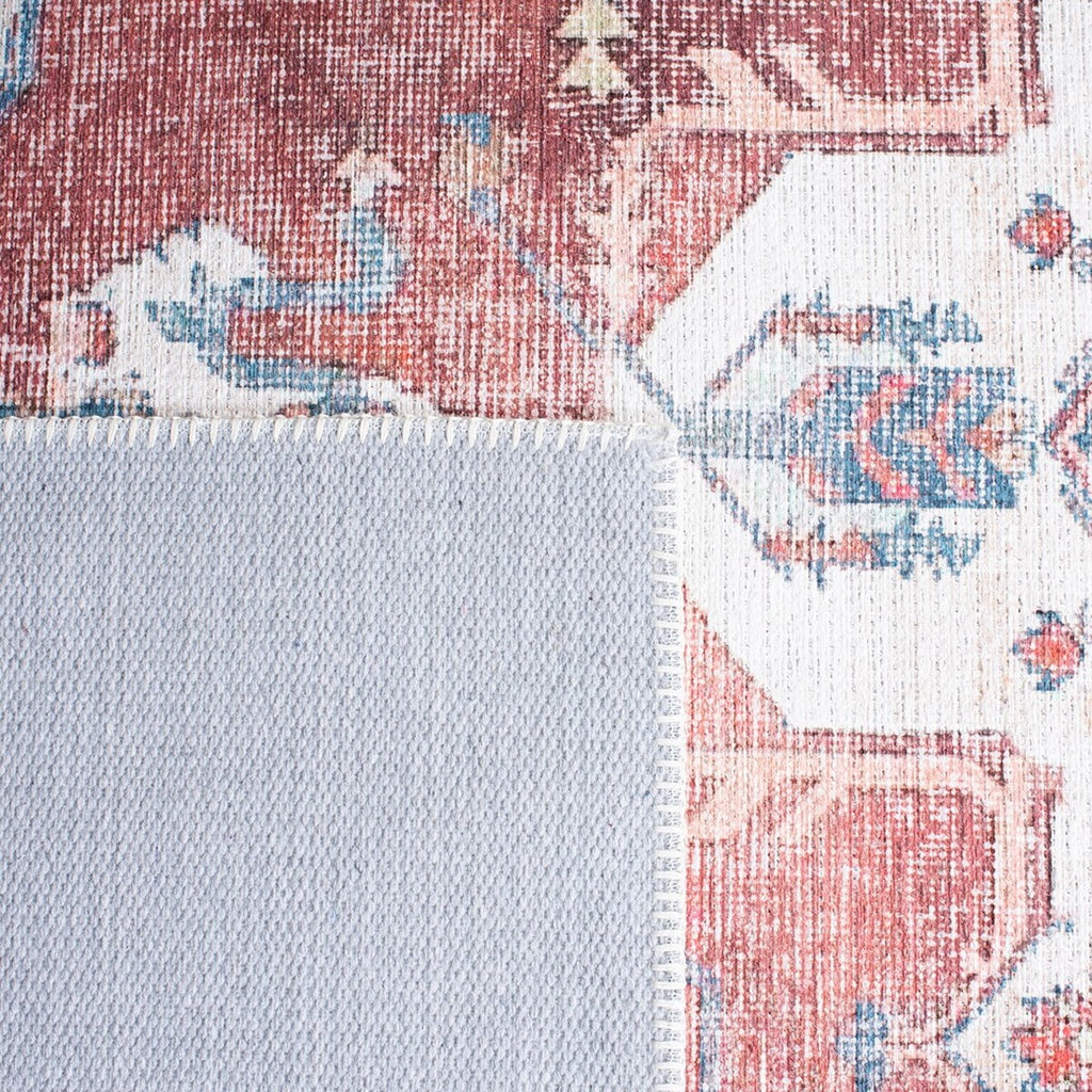 Serapi 355 Transitional Power Loomed 37% Cotton, 53% Polyester, 10% Viscose Rug Red / Ivory