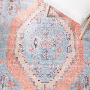 Serapi 356 Transitional Power Loomed 37% Cotton, 53% Polyester, 10% Viscose Rug Light Blue / Beige