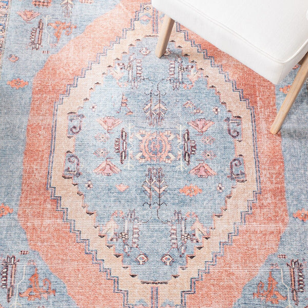 Serapi 356 Transitional Power Loomed 37% Cotton, 53% Polyester, 10% Viscose Rug Light Blue / Beige