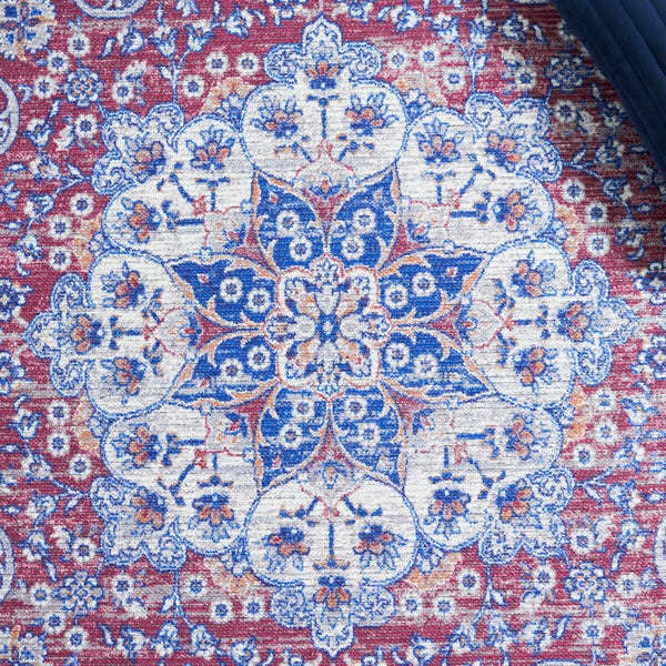 Safavieh Serapi 394 Power Loomed 72% Cotton/38% Polyester Transitional Rug SEP394A-7SQ