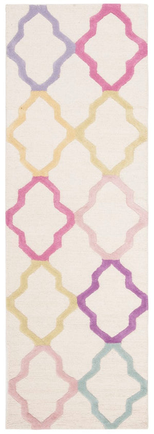 Safavieh Kids SFK102 Hand Tufted Rug