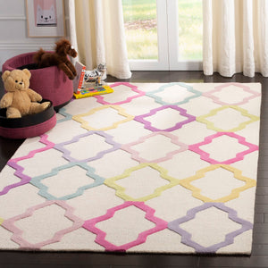 Safavieh Kids SFK102 Hand Tufted Rug