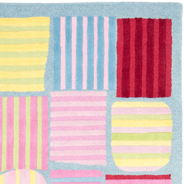 Safavieh Kids SFK312 Hand Tufted Rug