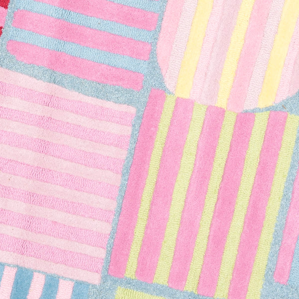 Safavieh Kids SFK312 Hand Tufted Rug