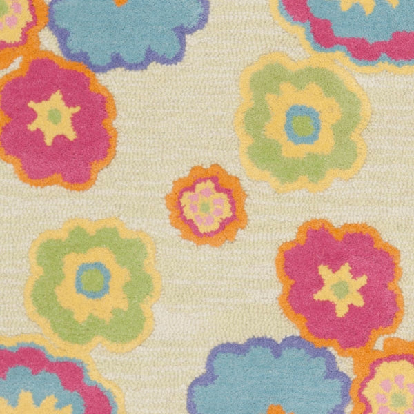 Safavieh Kids SFK316 Hand Tufted Rug