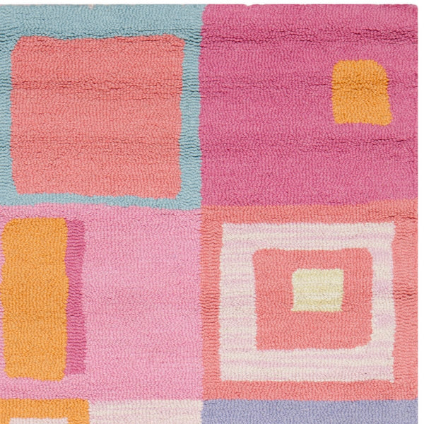 Safavieh Kids SFK317 Hand Tufted Rug