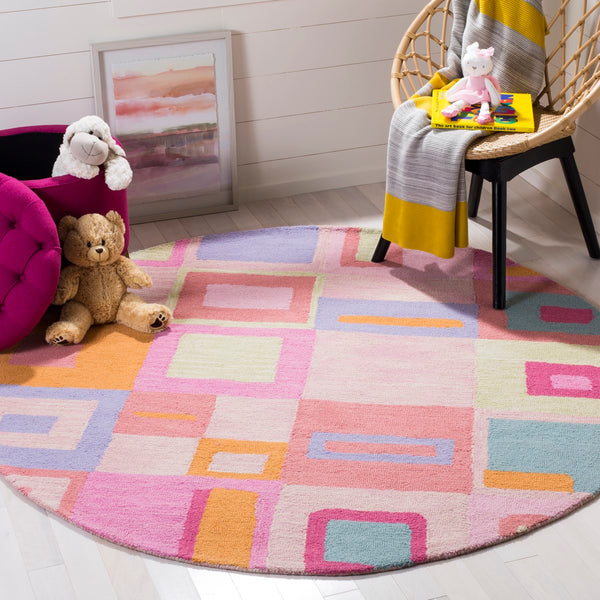 Safavieh Kids SFK317 Hand Tufted Rug