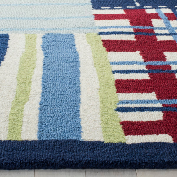 Safavieh Kids SFK318 Hand Tufted Rug