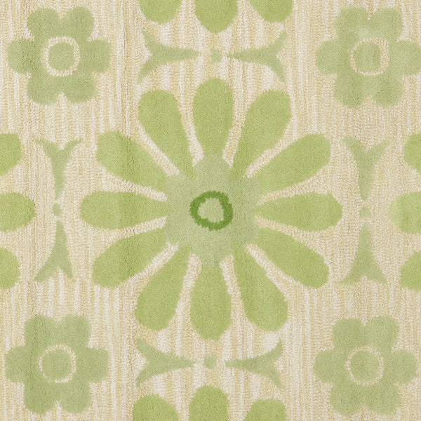 Safavieh Kids SFK319 Hand Tufted Rug