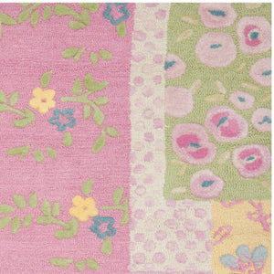 Safavieh Kids SFK321 Hand Tufted Rug