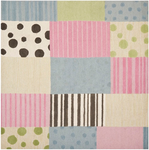 Safavieh Kids SFK322 Hand Tufted Rug