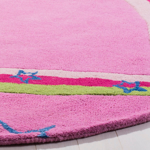 Safavieh Kids SFK338 Hand Tufted Rug