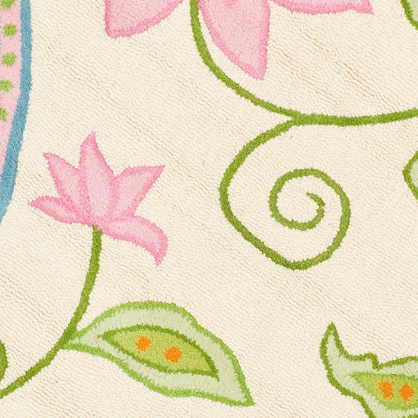 Safavieh Kids SFK351 Hand Tufted Rug