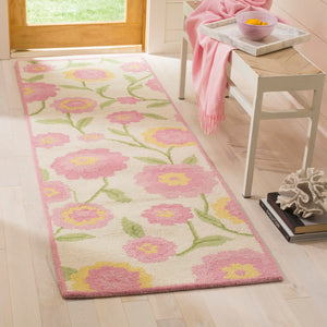 Safavieh Kids SFK355 Hand Tufted Rug