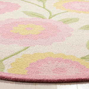 Safavieh Kids SFK355 Hand Tufted Rug