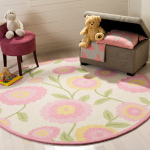 Safavieh Kids SFK355 Hand Tufted Rug