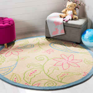 Safavieh Kids SFK362 Hand Tufted Rug