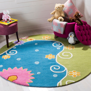 Safavieh Kids SFK383 Hand Tufted Rug