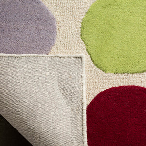 Safavieh Kids SFK386 Hand Tufted Rug