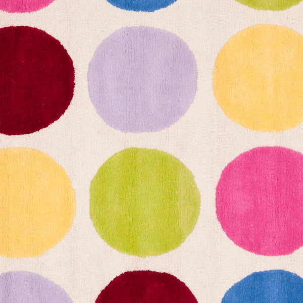 Safavieh Kids SFK386 Hand Tufted Rug