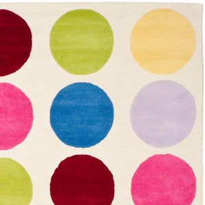 Safavieh Kids SFK386 Hand Tufted Rug