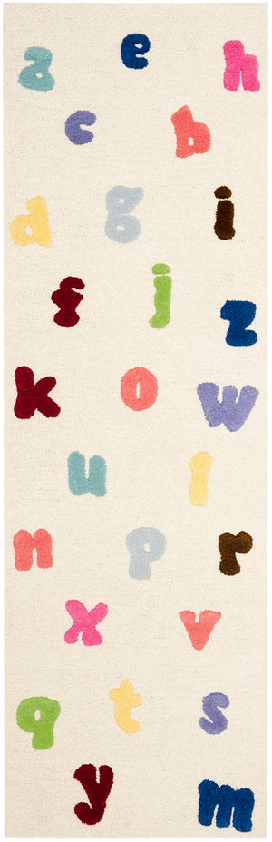 Safavieh Kids SFK389 Hand Tufted Rug