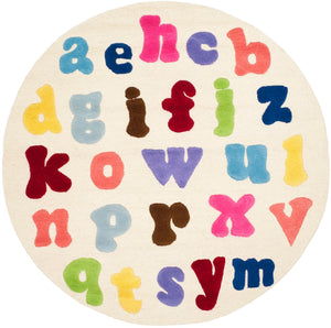 Safavieh Kids SFK389 Hand Tufted Rug