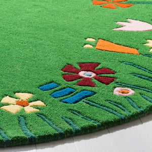 Safavieh Kids SFK751 Hand Tufted Rug