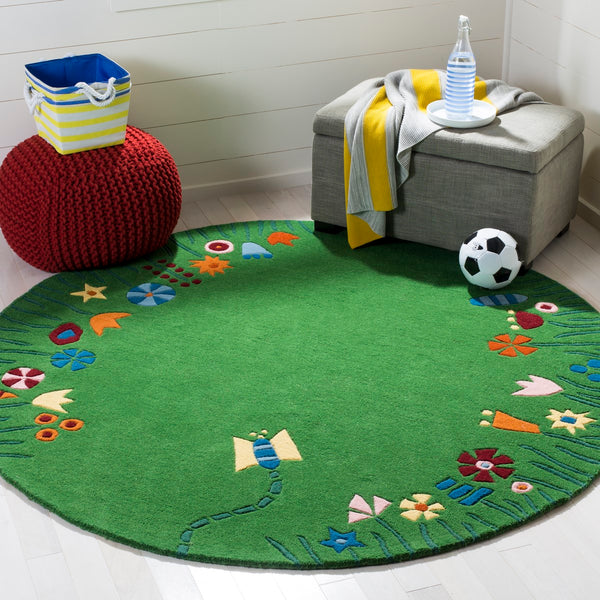 Safavieh Kids SFK751 Hand Tufted Rug