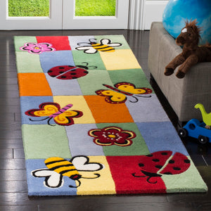 Safavieh Kids SFK753 Hand Tufted Rug