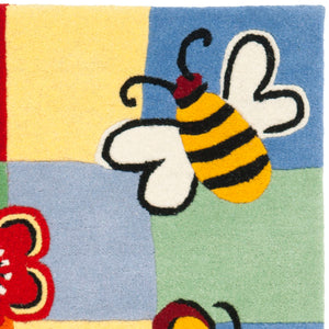 Safavieh Kids SFK753 Hand Tufted Rug