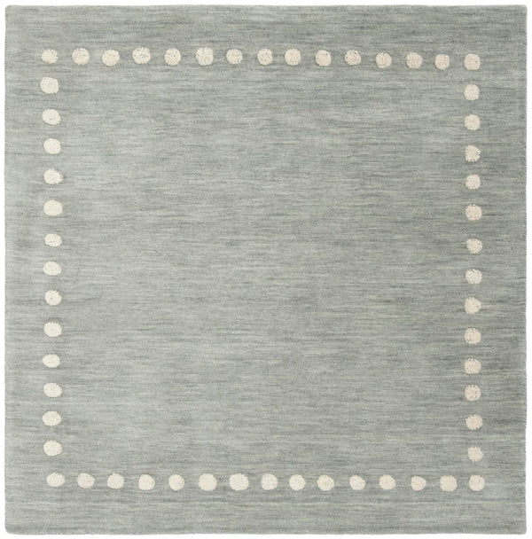 Safavieh Kids SFK802 Hand Loomed Rug