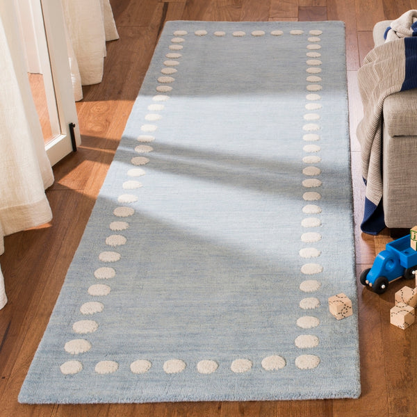 Safavieh Safavieh Kids 802 Hand Loomed Wool Rug SFK802M-3