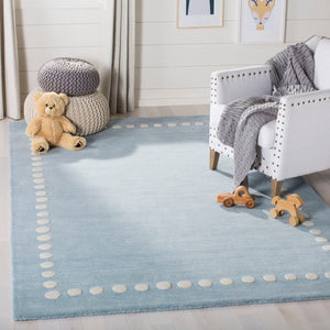 Safavieh Safavieh Kids 802 Hand Loomed Wool Rug SFK802M-3