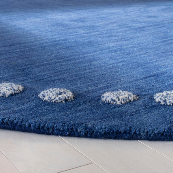 Safavieh Kids SFK802 Hand Loomed Rug