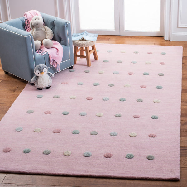 Safavieh Kids 803 Kids Hand Loomed 70% Wool, 10% Cotton, 20% Latex Rug Light Pink