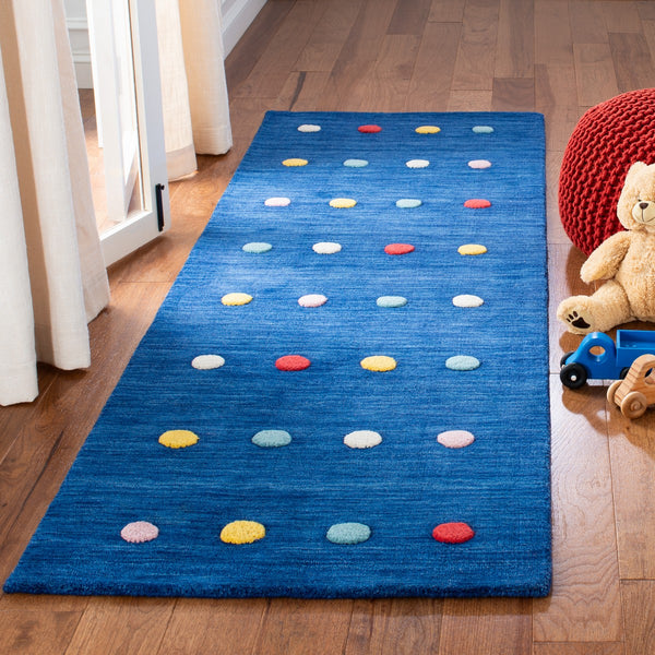 Safavieh Safavieh Kids 804 Hand Loomed 70% Wool/20% Latex/10% Cotton Kids Rug SFK804N-9