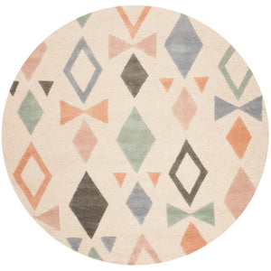 Safavieh Kids SFK901 Hand Tufted Rug