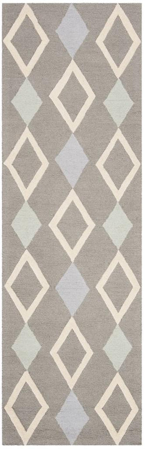 Safavieh Safavieh Kids 902 Diamonds Hand Tufted Wool Rug SFK902B-3