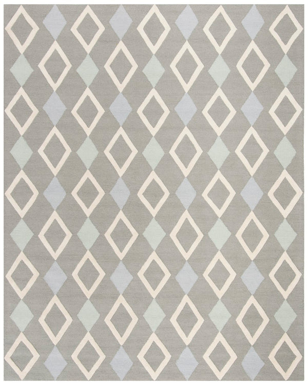 Safavieh Kids SFK902 Hand Tufted Rug