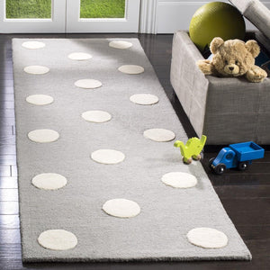 Safavieh Safavieh Kids 904 Polka Dots Hand Tufted Wool Rug SFK904C-3