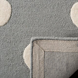 Safavieh Kids SFK904 Hand Tufted Rug