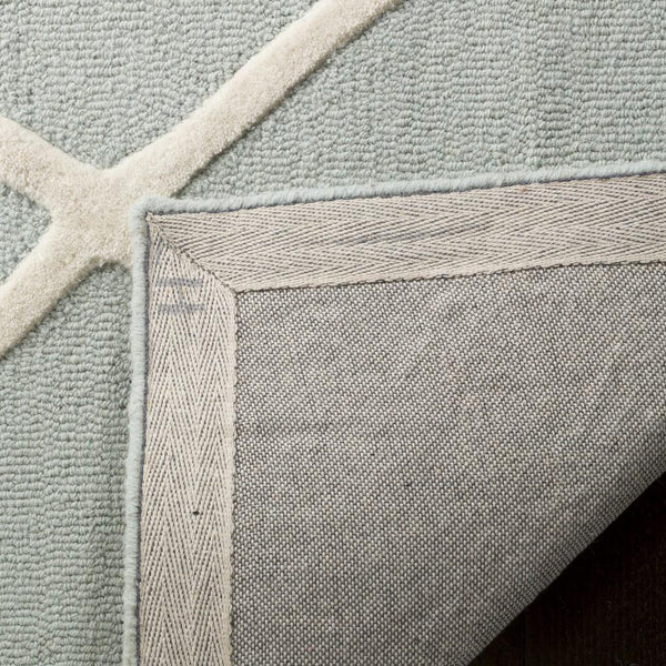 Safavieh Safavieh Kids 906 Moroccan Hand Tufted Wool Rug SFK906M-3