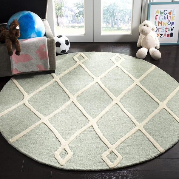 Safavieh Safavieh Kids 906 Moroccan Hand Tufted Wool Rug SFK906M-3