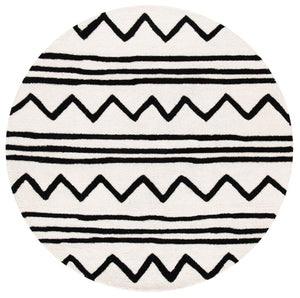 Safavieh Safavieh Kids 907 Zigzag Hand Tufted Wool Rug SFK907D-3